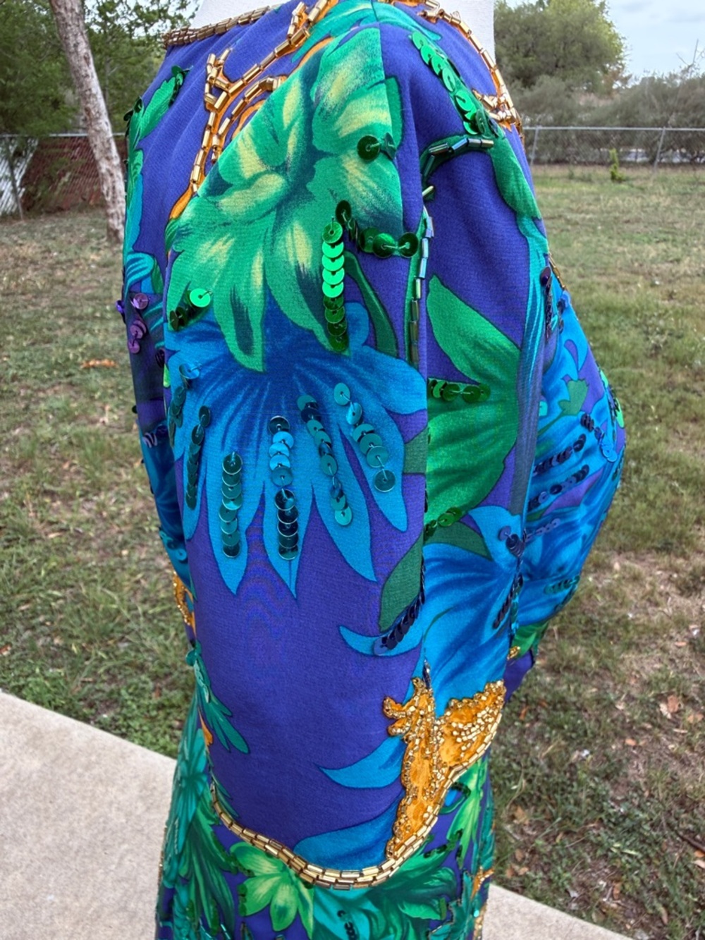 100% silk Tropical A.J. Bari Blue &Green Floral Party Dress with Gold Embroidery - Picture 9 of 17